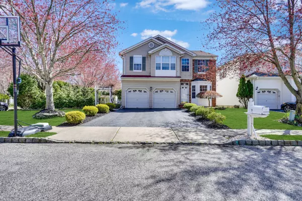 Marlboro, NJ 07746,21 Osprey Court