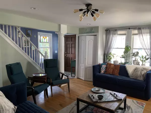 Red Bank, NJ 07701,84 Linden Place