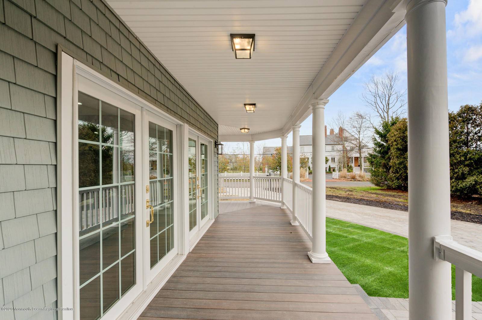 Rumson, NJ 07760,84 Navesink Avenue