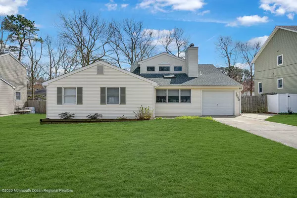 Manahawkin, NJ 08050,1043 Sailor Drive