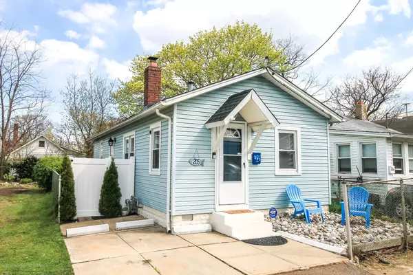 205 Cleveland Avenue, Laurence Harbor, NJ 08879