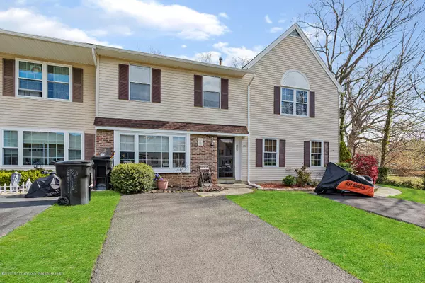 Hazlet, NJ 07730,35 Fieldcrest Way