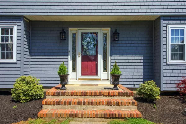 Red Bank, NJ 07701,60 Basswood Court