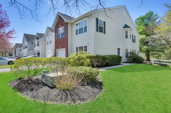 Freehold, NJ 07728,89 Wood Duck Court #1000