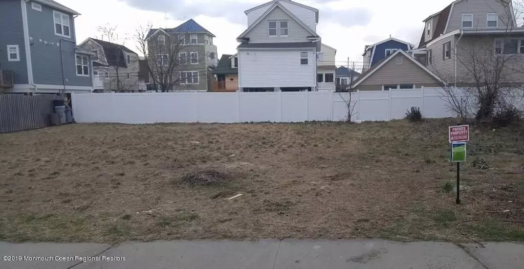 Highlands, NJ 07732,40 Seadrift Avenue