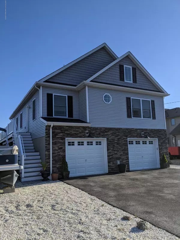 825 Bowsprit Point, Lanoka Harbor, NJ 08734