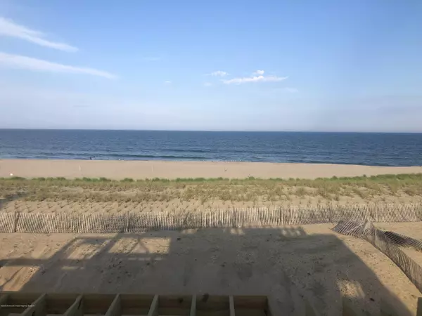 Mantoloking, NJ 08738,1129 Ocean Avenue