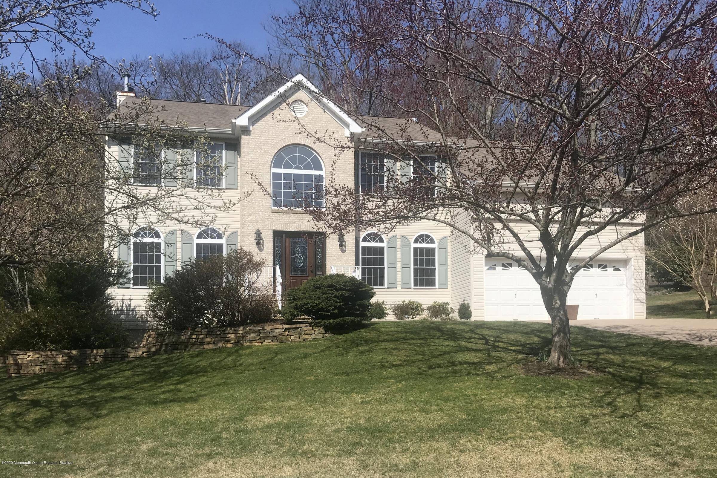 7 Victorian Woods Drive, Atlantic Highlands, NJ 07716