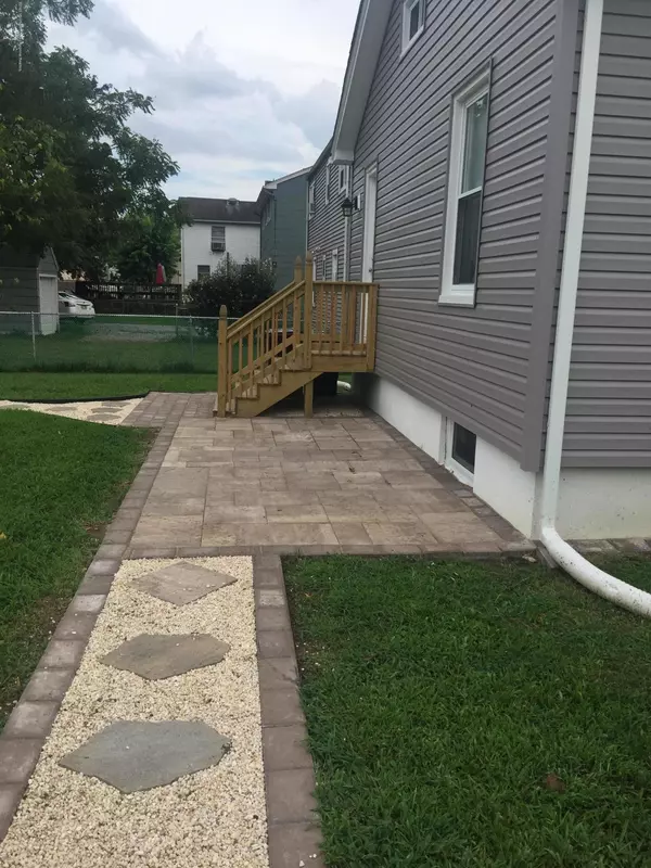 Red Bank, NJ 07701,1 Carmen Place