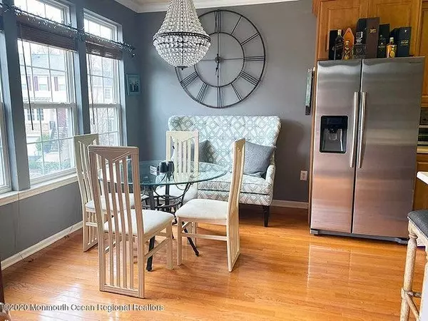 Aberdeen, NJ 07747,12 W Aspen Way