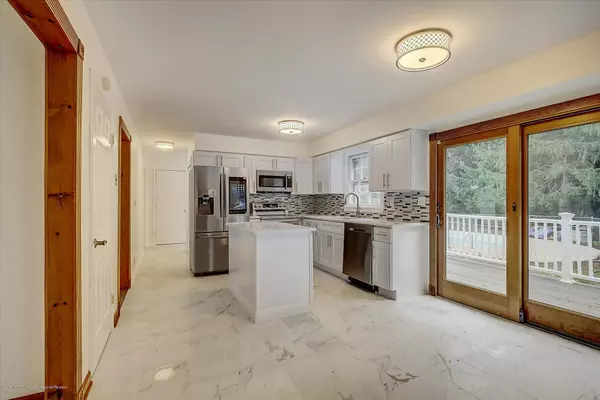 Red Bank, NJ 07701,28 Todd Drive