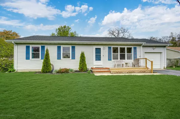 Waretown, NJ 08758,1 Chickasaw Drive