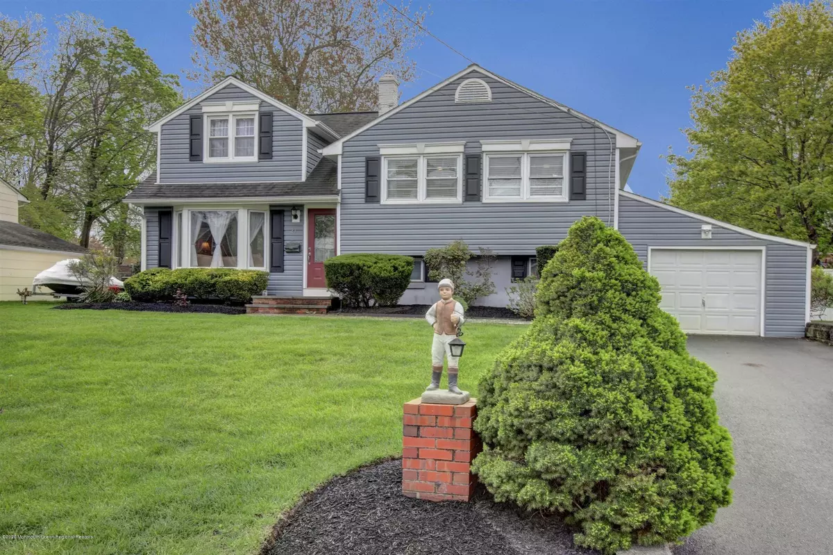 Red Bank, NJ 07701,27 Delaware Avenue