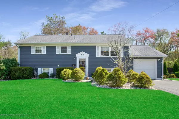 91 Darien Road, Howell, NJ 07731