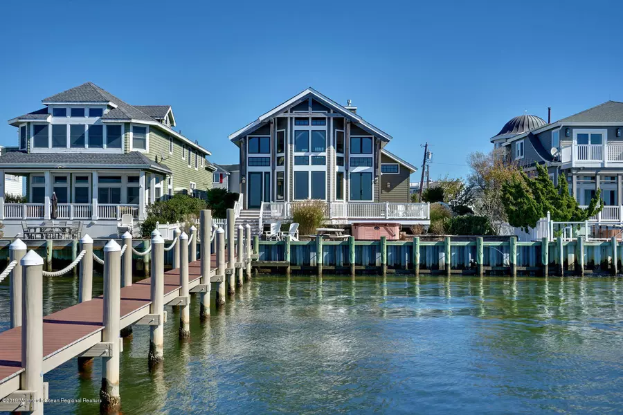 474 Schoderer Lane, Surf City, NJ 08008