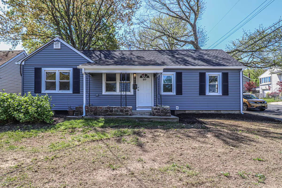 Cliffwood Beach, NJ 07735,859 S Concourse