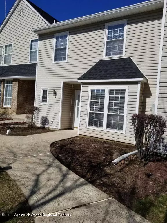 173 Nantucket Place, Morganville, NJ 07751