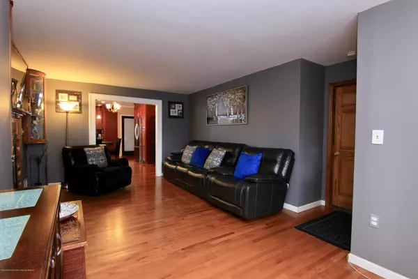 Linden City, NJ 07036,722 Summit Street