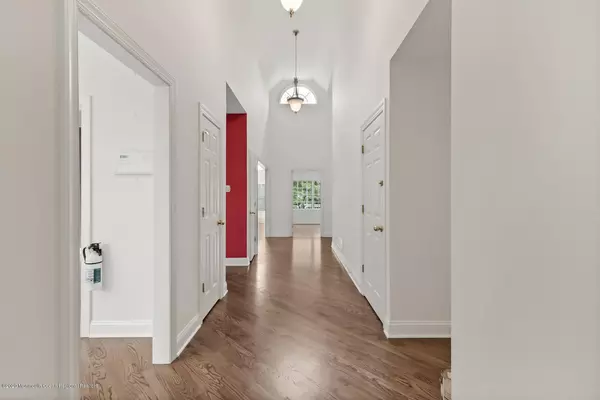 Little Silver, NJ 07739,146 Silvermist Court