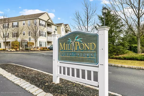 432 Mill Pond Way #83, Eatontown, NJ 07724