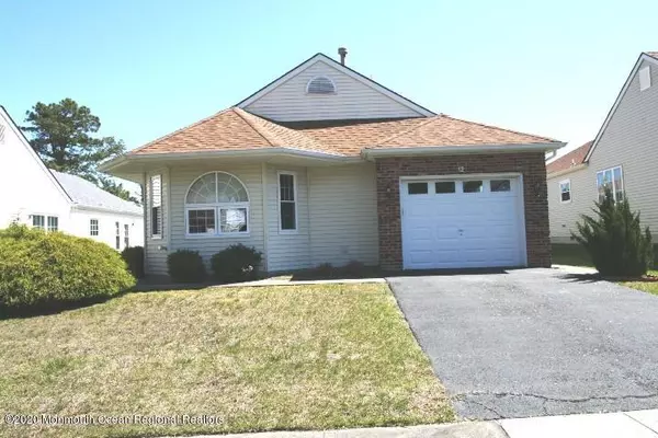 12 Trent Drive, Toms River, NJ 08757