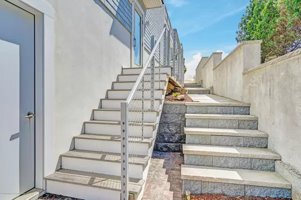 Mantoloking, NJ 08738,234 Dune Avenue