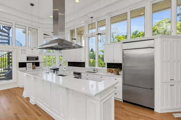 Fair Haven, NJ 07704,25 Fair Haven Road