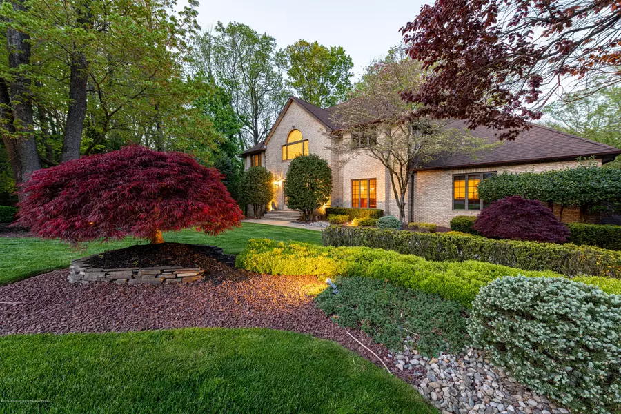 4 Muncee Court, Holmdel, NJ 07733