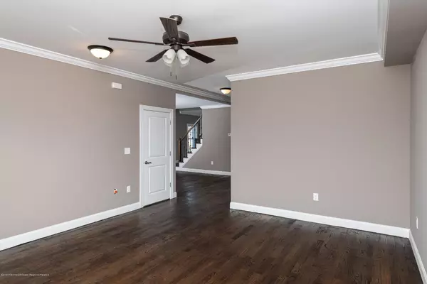 Atlantic Highlands, NJ 07716,70 Asbury Avenue