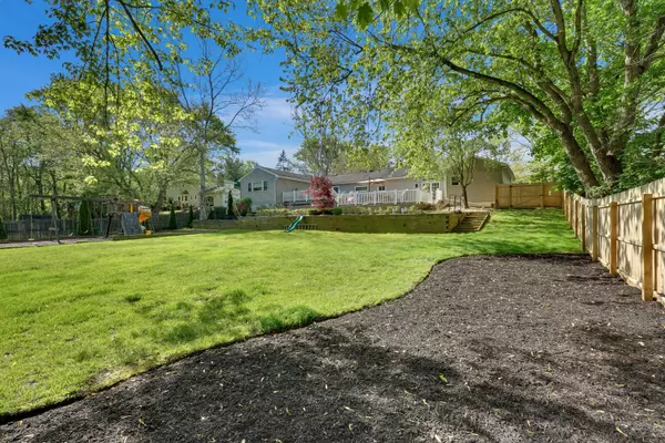 Millstone, NJ 08535,7 Running Brook Drive