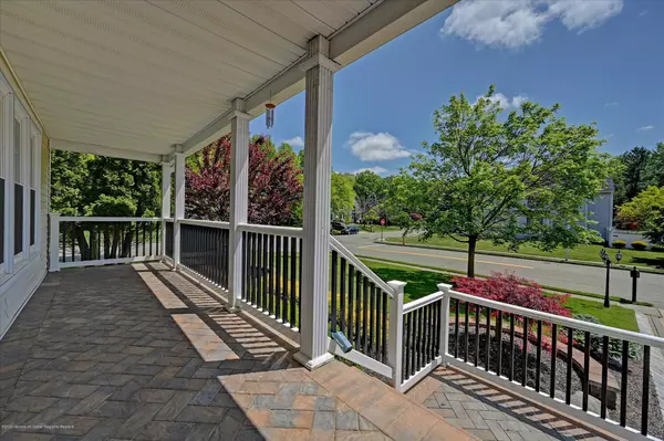 Marlboro, NJ 07746,2 Hoffer Court