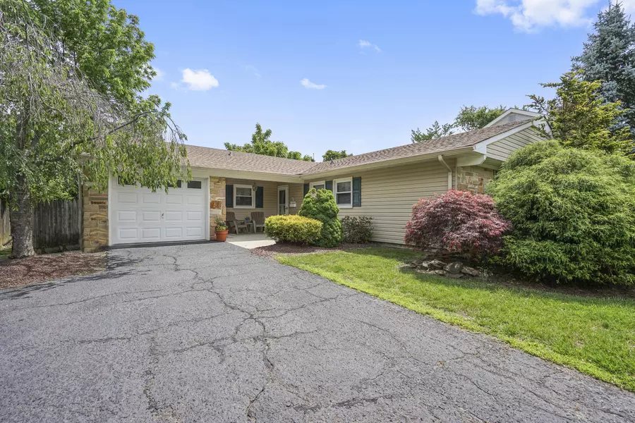 43 Ivy Way, Aberdeen, NJ 07747