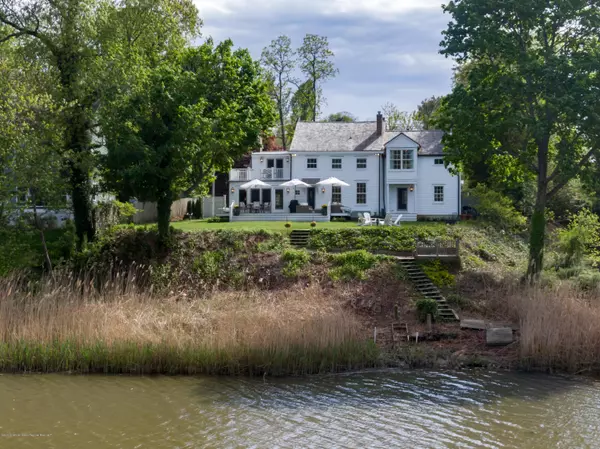 Rumson, NJ 07760,539 Locust Point Road