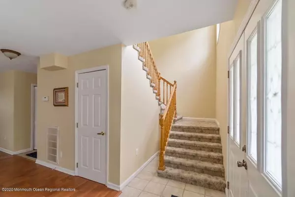 Leonardo, NJ 07737,24 Leonard Avenue