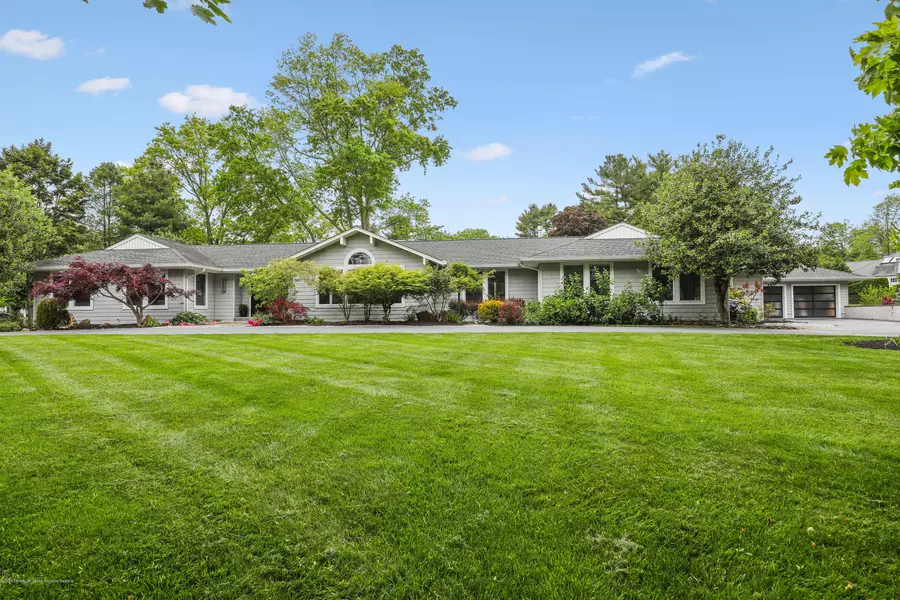8 Riverside Drive, Rumson, NJ 07760