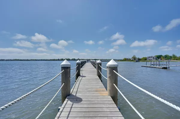 Little Silver, NJ 07739,646 Little Silver Point Road