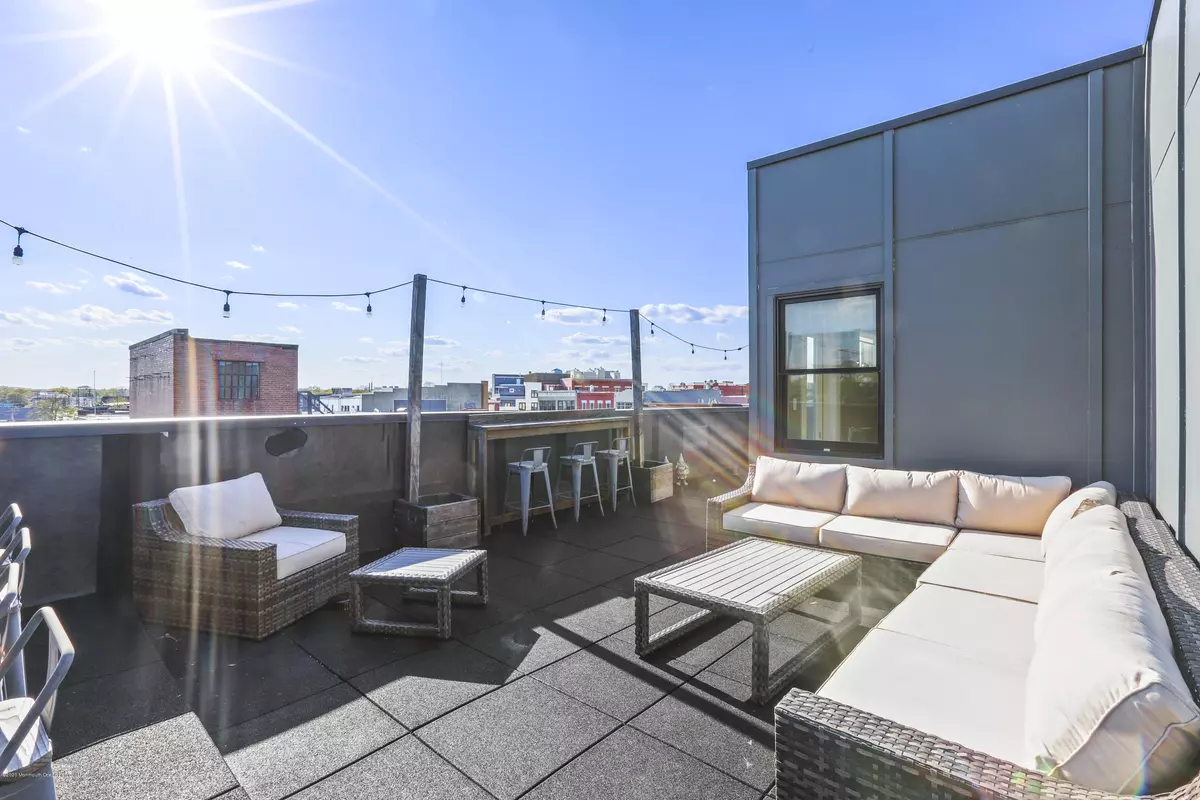 Asbury Park, NJ 07712,603 Lake Avenue #PHA