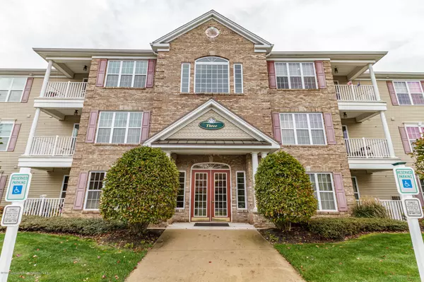 339 Sophee Lane #1000, Lakewood, NJ 08701