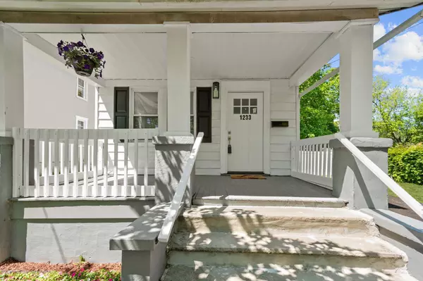 1233 Monroe Avenue, Asbury Park, NJ 07712