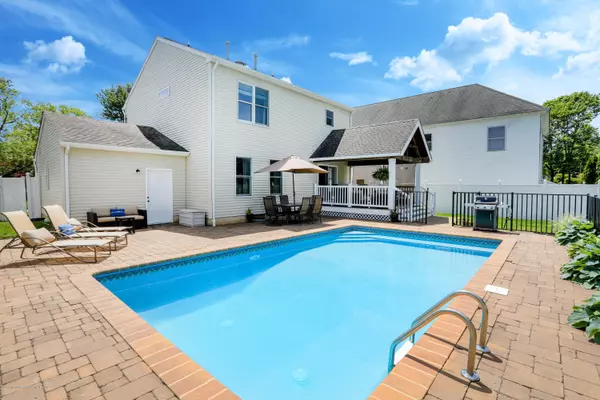 Belmar, NJ 07719,1309 Bay Plz