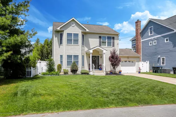 Belmar, NJ 07719,1309 Bay Plz