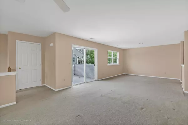 Wall, NJ 07719,212 Tennis Court