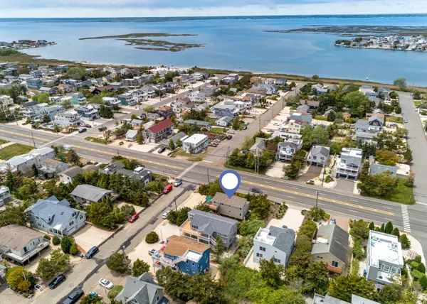 Barnegat Light, NJ 08006,2208 Central Avenue