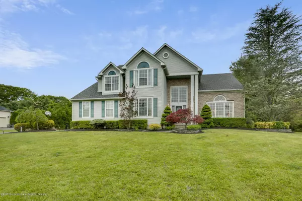 Farmingdale, NJ 07727,9 Canterbury Way