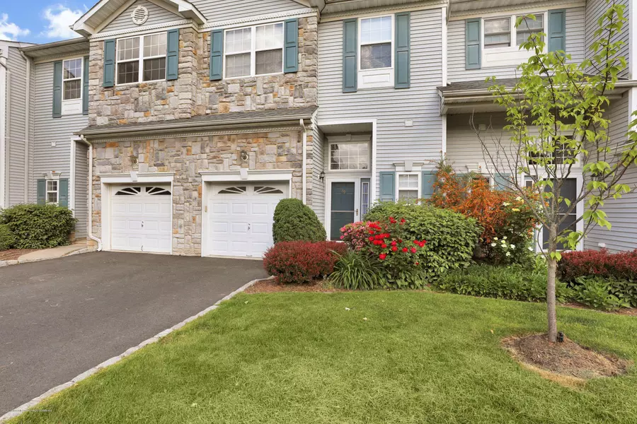 39 Capica Court, South Amboy, NJ 08879