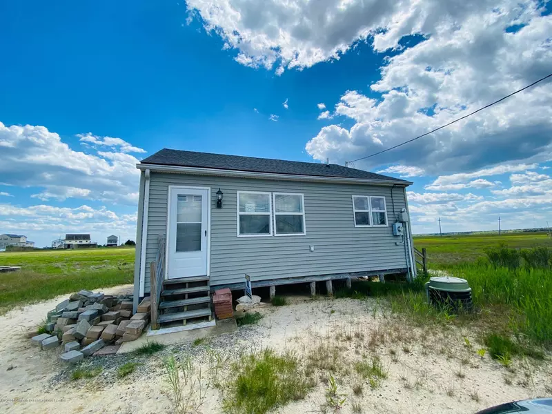 375 Dock Road, West Creek, NJ 08092