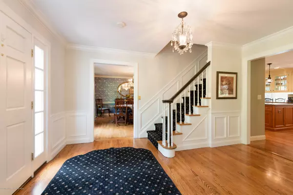 Rumson, NJ 07760,13 Sheraton Lane