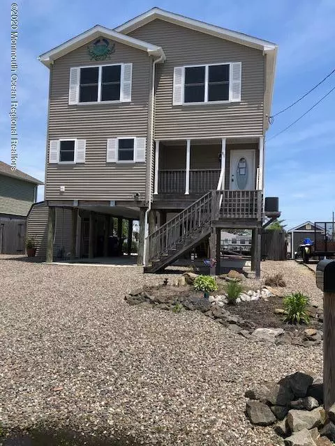 81 Lake Superior Drive, Little Egg Harbor, NJ 08087