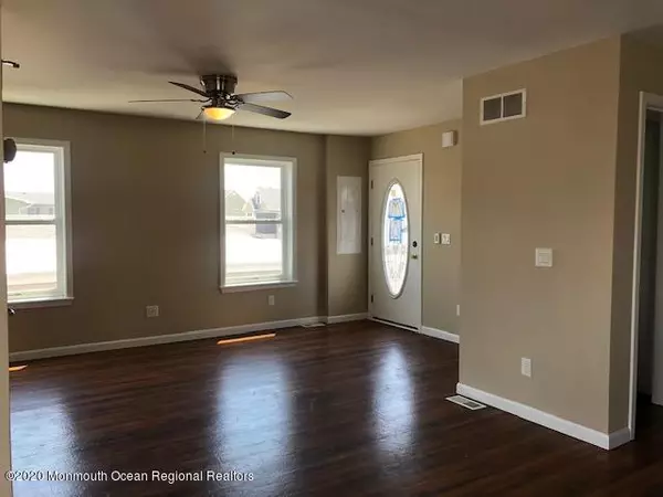 Little Egg Harbor, NJ 08087,81 Lake Superior Drive