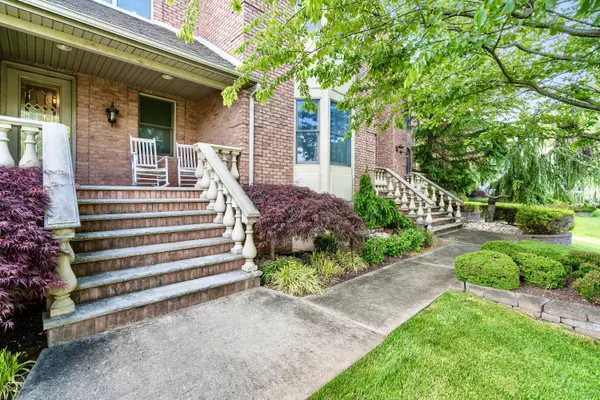 Marlboro, NJ 07746,20 Totten Court